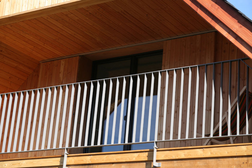 Maison bois inspirée de la grange traditionnelle prax architectes Inspiration Balcon Maison