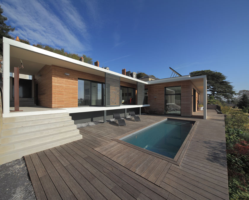 AAGB - Terrasse avec piscine